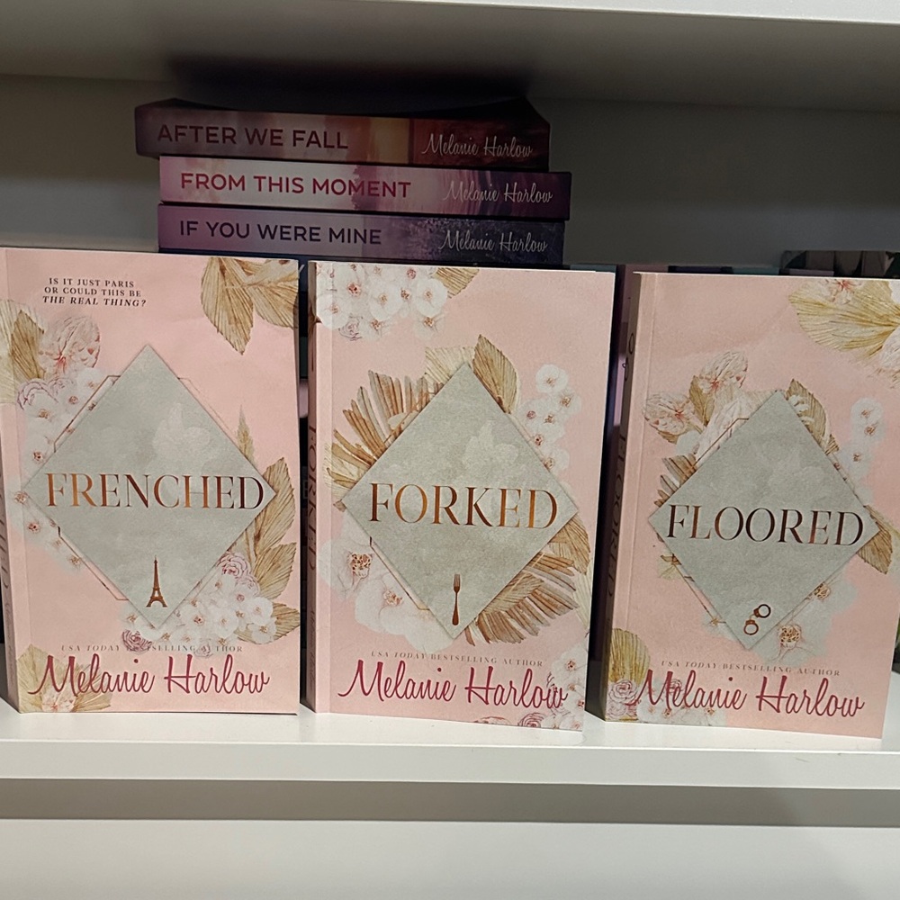 Melanie Harlow books